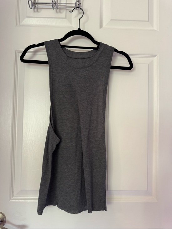 ALO Yoga Tops - ALO Yoga Ribbed Muscle Tank Top - Charcoal Gray
